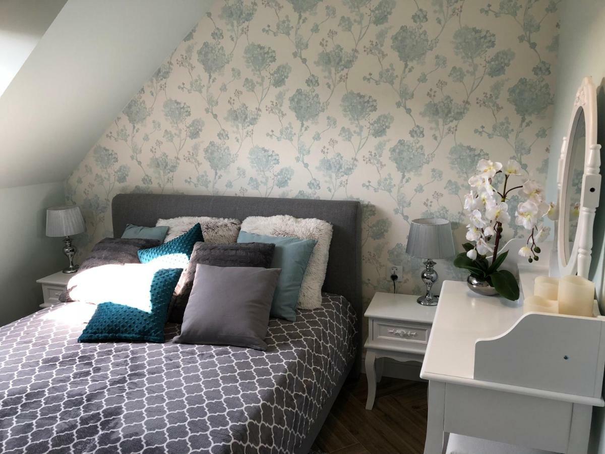 Family & Business Elegant Apartments Ul Warszawska - 2 Bedroom, Balcony, Parking Kielce Luaran gambar