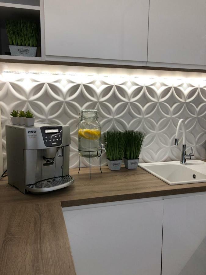 Family & Business Elegant Apartments Ul Warszawska - 2 Bedroom, Balcony, Parking Kielce Luaran gambar