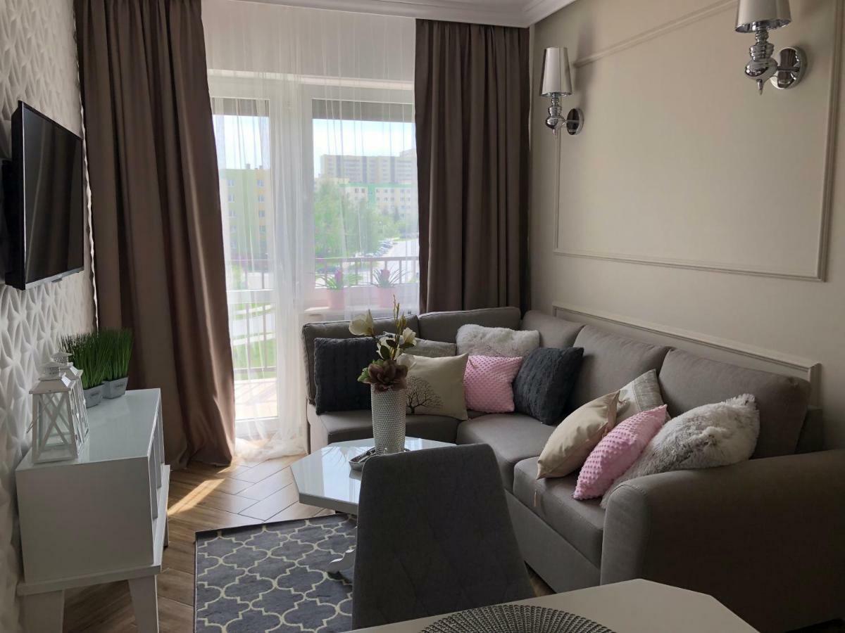 Family & Business Elegant Apartments Ul Warszawska - 2 Bedroom, Balcony, Parking Kielce Luaran gambar