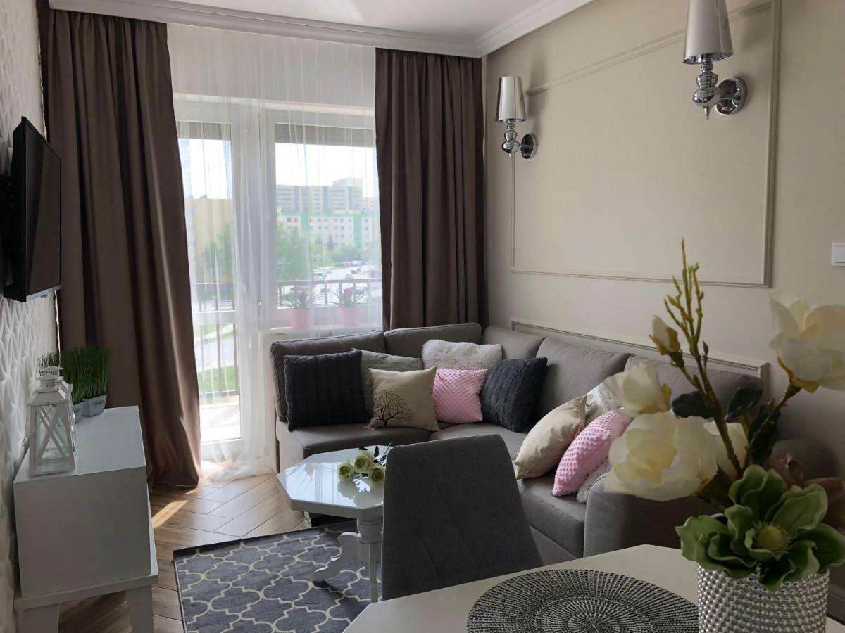 Family & Business Elegant Apartments Ul Warszawska - 2 Bedroom, Balcony, Parking Kielce Luaran gambar